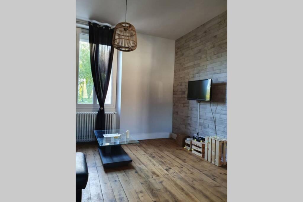 Grand appartement de 80m2 à 10min d'Albi Blaye-Les-Mines Esterno foto